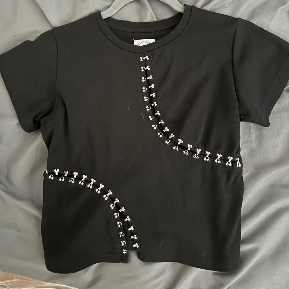 WithJean clasp t shirt